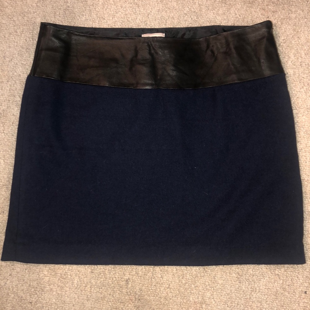Gap mini skirt